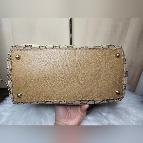 Gucci tote - Picture 8 of 16